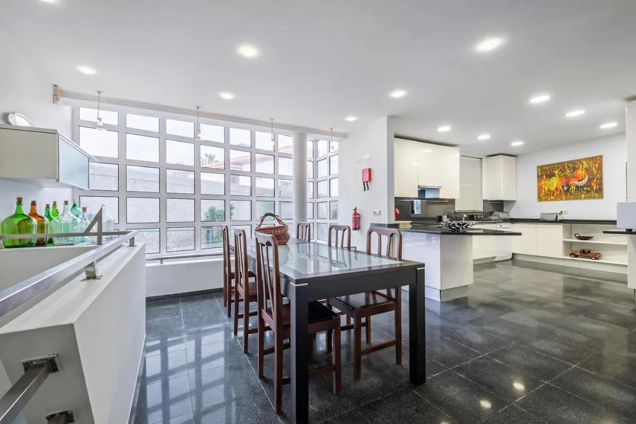 Villa Magnolia Фуншал 0*,  Португалия