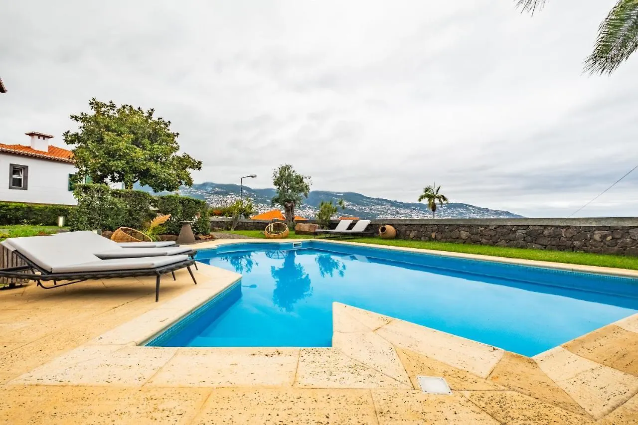 Villa Magnolia Фуншал