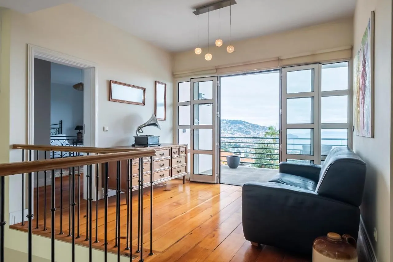 Villa Magnolia Фуншал 0*,