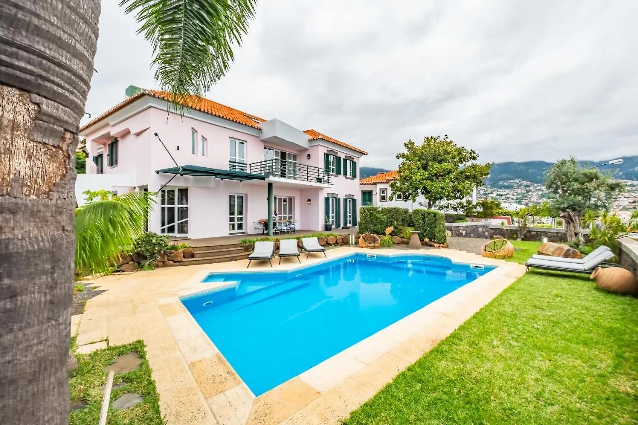 Villa Magnolia Фуншал